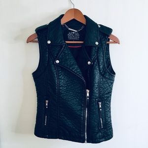 BLANC NOIR Faux Leather Vest In Black (Used)